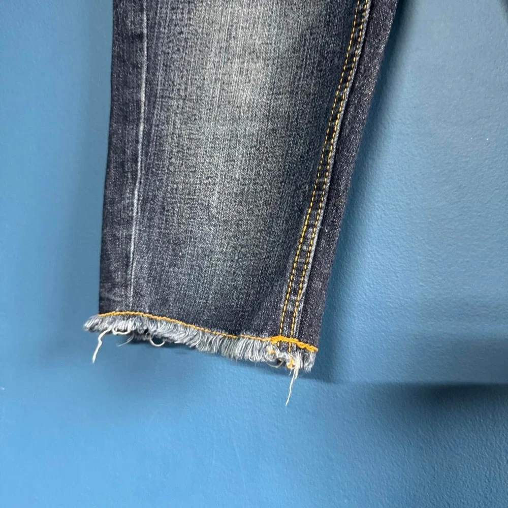 Y2K Long Jorts Women's Size 3 Denim Low Rise Fray Bermuda Beach Bunni Jean Short